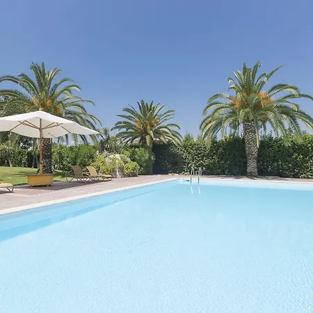 Grand Duca D'este מלון 4*