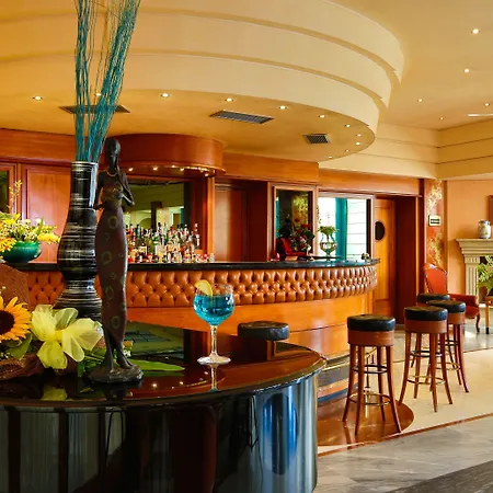 Отель Grand Duca D'este